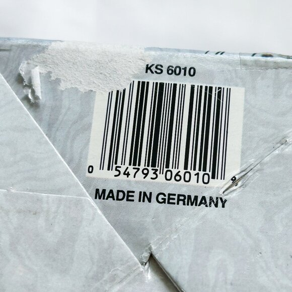 Hershey's Kiss 1987 Lead Crystal Two-Piece Dish by Jonal with Box - Picture 10 of 10